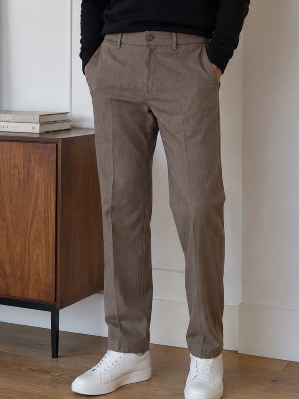 J.Lindeberg Taupe Slim Tapered Pants 30x34 Quiet Luxury Preppy Country Club Golf
